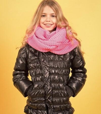 child-model-smile-with-long-blond-hair_474717-111957