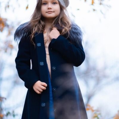 image-young-caucasian-little-girl-wearing-hat-coat-smiling-surprise_265562-1118
